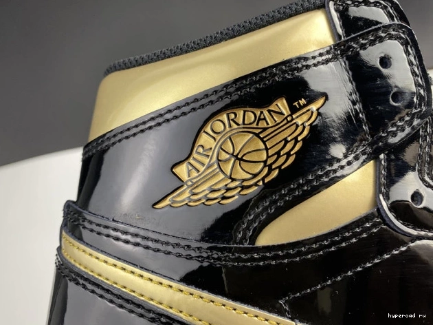 GOLD METALLIC BLACK RETRO JORDAN 1 555088-032 AIR (2020) HIGH 0718